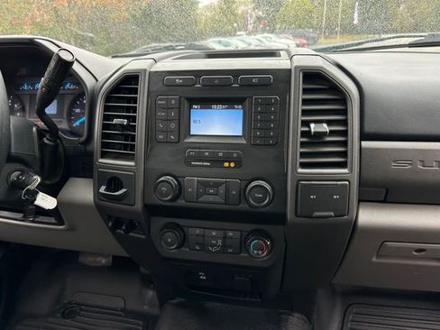 Used 2020 Ford F350 XL w/ Power Equipment Group image 13