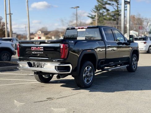 New 2026 GMC Sierra 2500 SLT w/ SLT Premium Package image 7