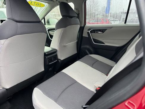 Used 2023 Toyota RAV4 XLE image 12