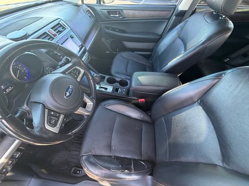 Used 2017 Subaru Outback 2.5i Limited AWD/4WD image 13