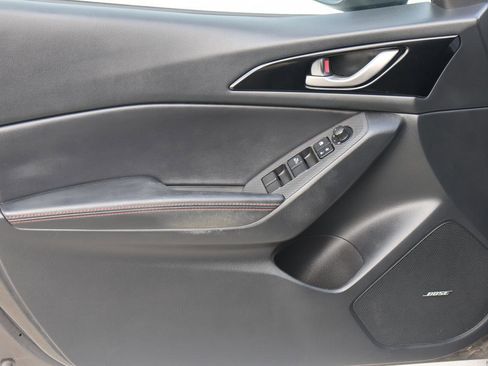 Used 2014 MAZDA MAZDA3 i Grand Touring image 17