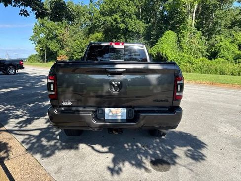 Used 2023 RAM 2500 Laramie w/ Night Edition AWD/4WD image 6