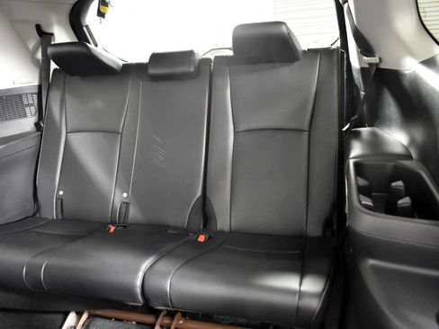 Used 2024 Toyota Grand Highlander Limited image 18