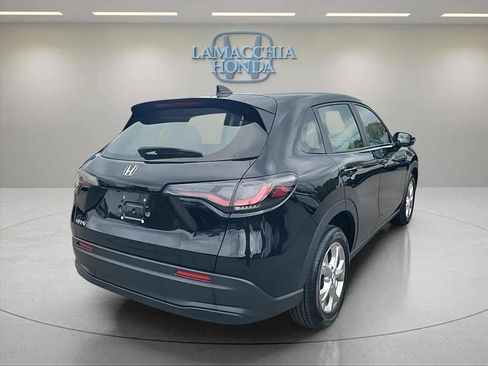 Used 2023 Honda HR-V LX image 5