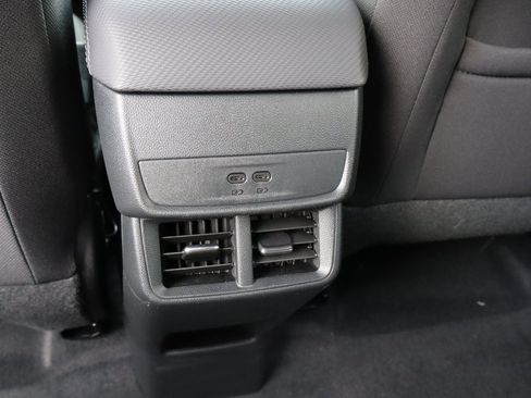 New 2026 Chevrolet Equinox LT w/ Safety and Technology Package image 19