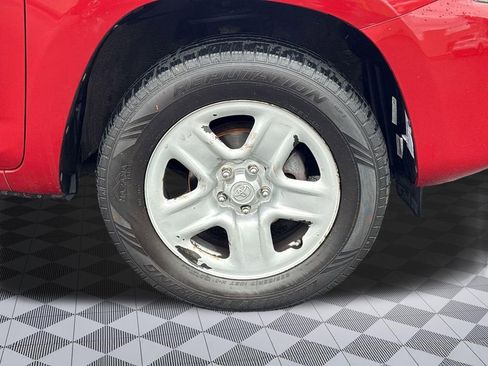 Used 2012 Toyota RAV4 4WD w/ Value Pkg image 30