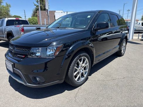 Used 2018 Dodge Journey GT FWD image 2