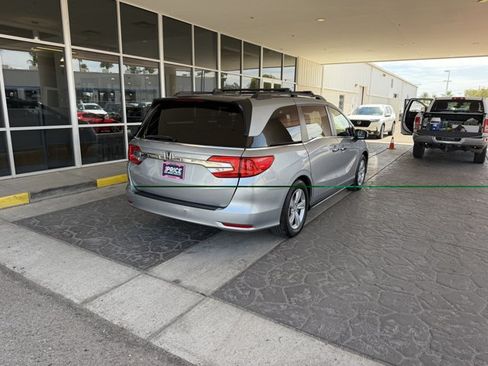 Used 2018 Honda Odyssey EX image 6