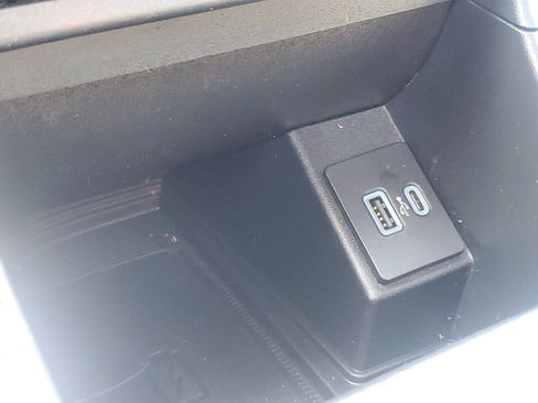 Used 2022 Ford Edge ST w/ Equipment Group 401A AWD/4WD image 28