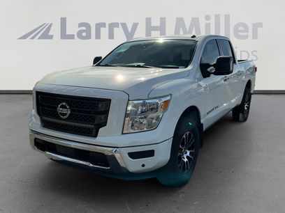 Used 2020 Nissan Titan SV w/ SV Convenience Package