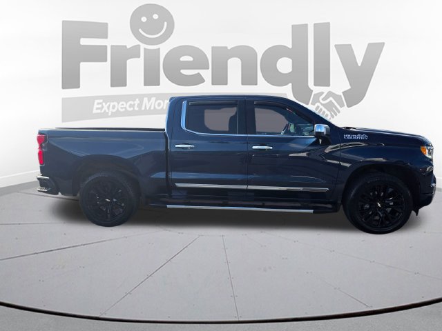 Used 2022 Chevrolet Silverado 1500 High Country w/ Technology Package AWD/4WD image 4