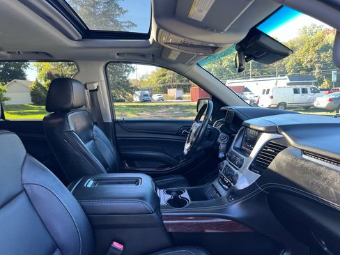 Used 2018 GMC Yukon SLT w/ HD Trailering Package image 33