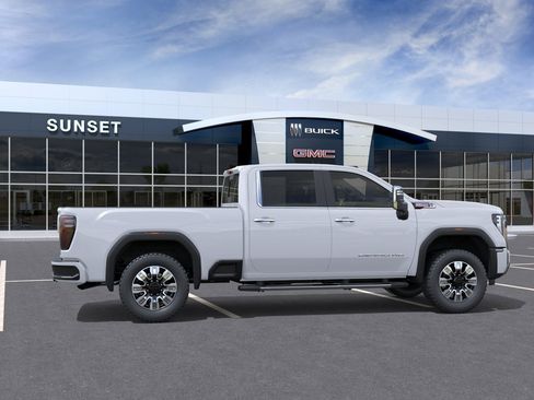 New 2026 GMC Sierra 2500 Denali w/ Denali Reserve Package AWD/4WD image 5