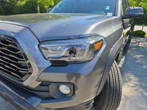 Used 2023 Toyota Tacoma SR5 w/ Technology Package RWD image 9