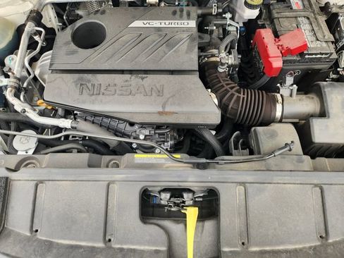 Used 2025 Nissan Rogue SV AWD/4WD image 27
