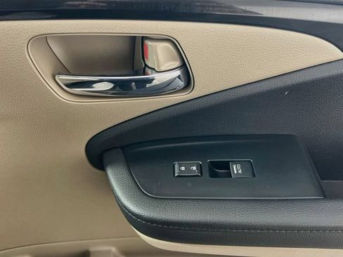 Used 2022 Honda Pilot Touring image 32