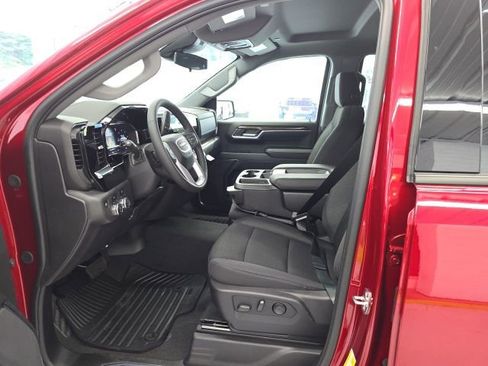 New 2024 GMC Sierra 1500 Elevation image 18