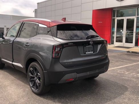 Used 2025 Nissan Kicks SR image 6