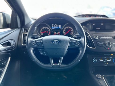 Used 2017 Ford Focus ST FWD image 67