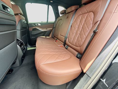 New 2026 BMW X5 sDrive40i w/ Executive Package RWD image 21