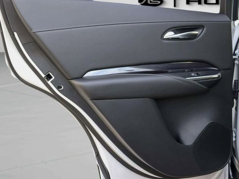 Used 2022 Cadillac XT4 Luxury w/ Cold Weather Package image 26