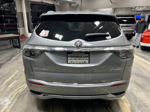 Used 2023 Buick Enclave Avenir w/ Avenir Technology Package image 36