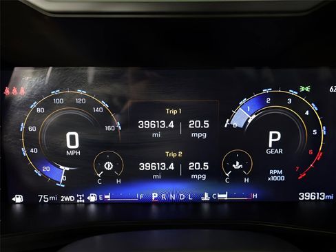 Used 2024 Chevrolet Colorado Trail Boss image 36