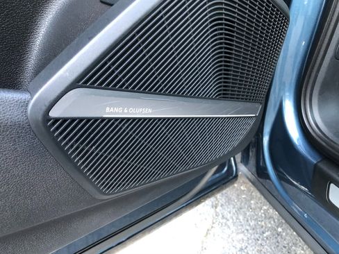 Used 2018 Audi Q5 2.0T Premium Plus w/ Premium Plus Package image 16