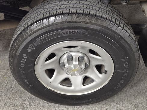 Used 2018 Chevrolet Silverado 1500 W/T image 9