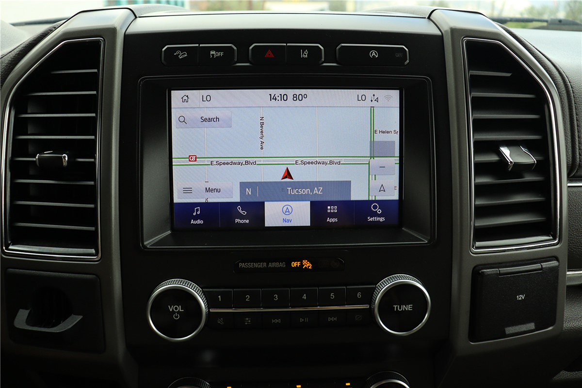Used 2020 Ford Expedition XLT w/ Equipment Group 202A AWD/4WD image 36