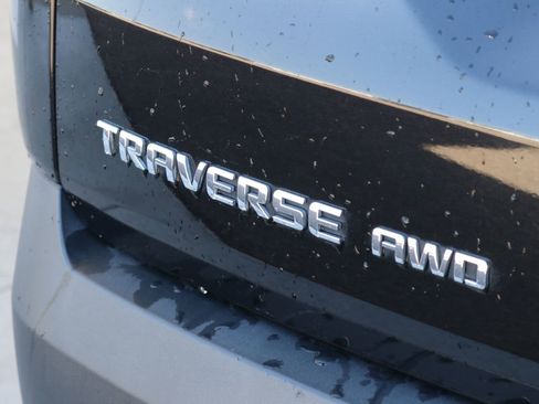 Used 2021 Chevrolet Traverse LT AWD/4WD image 14