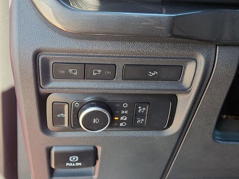 Used 2022 Ford F150 XLT w/ Equipment Group 302A High image 16