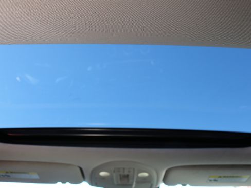 Used 2019 Genesis G70 2.0T Advanced w/ Elite Package image 28