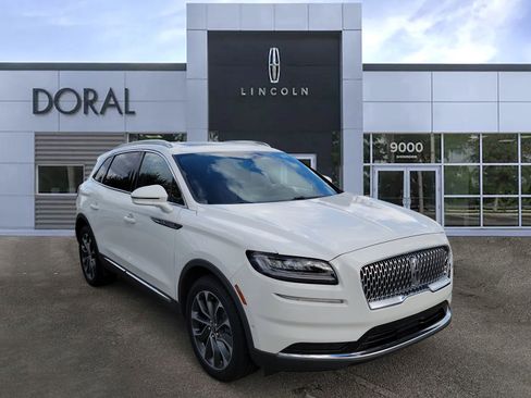 Certified 2023 Lincoln Nautilus FWD image 1