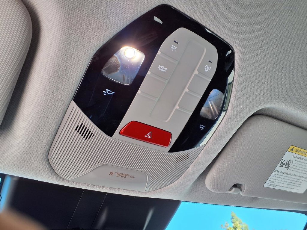 Certified 2025 Kia K4 FWD image 28