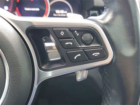 Used 2019 Porsche Cayenne image 22