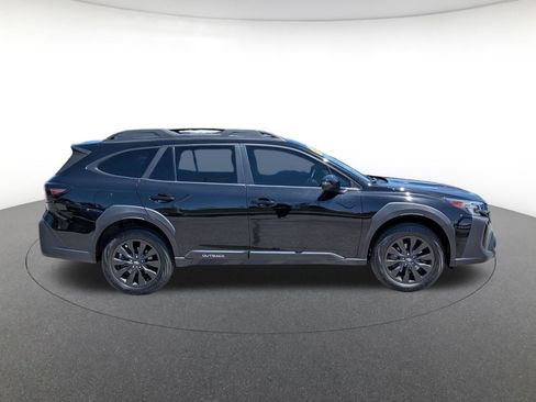 Certified 2025 Subaru Outback Onyx Edition XT w/ Tech Package 3 AWD/4WD image 4