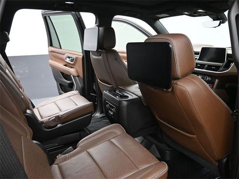 Used 2021 Chevrolet Tahoe High Country image 23