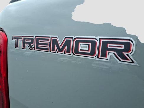 Used 2022 Ford Ranger Lariat w/ Tremor Off-Road Package image 15