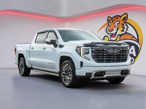 Used 2026 GMC Sierra 1500 Denali Ultimate AWD/4WD image 3