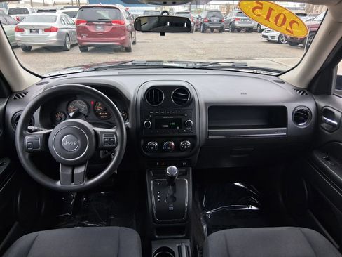 Used 2015 Jeep Patriot Sport w/ Power Value Group FWD image 17