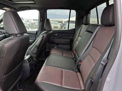 Used 2023 Honda Ridgeline Black Edition image 10