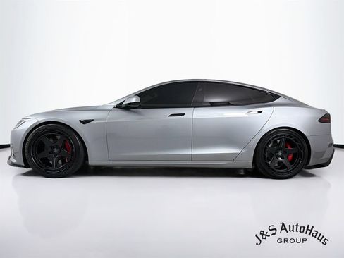 Used 2026 Tesla Model S Plaid AWD/4WD image 4