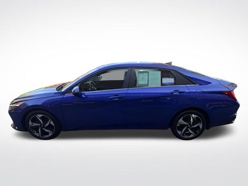 Used 2023 Hyundai Elantra Limited FWD image 7