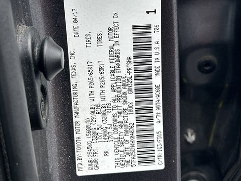 Used 2017 Toyota Tacoma TRD Sport image 35