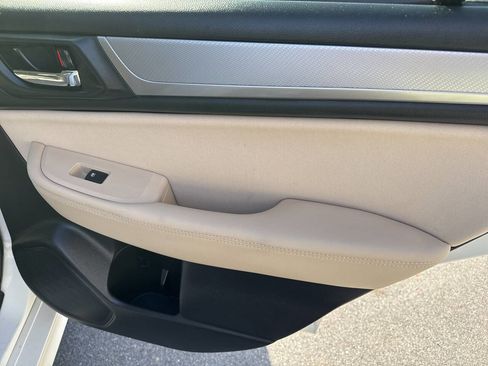 Used 2016 Subaru Legacy 2.5i Premium image 15