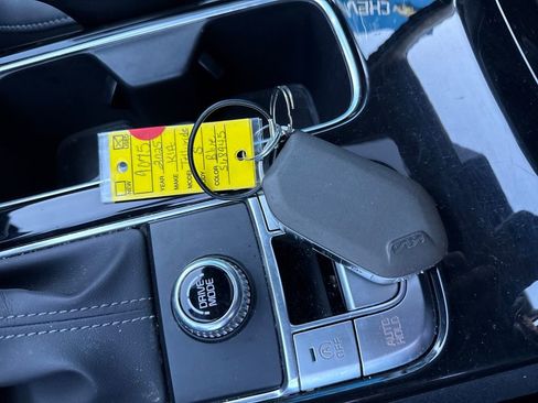 Used 2025 Kia Telluride S image 34