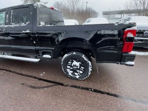 New 2026 Ford F250 Lariat w/ Black Appearance Package image 4