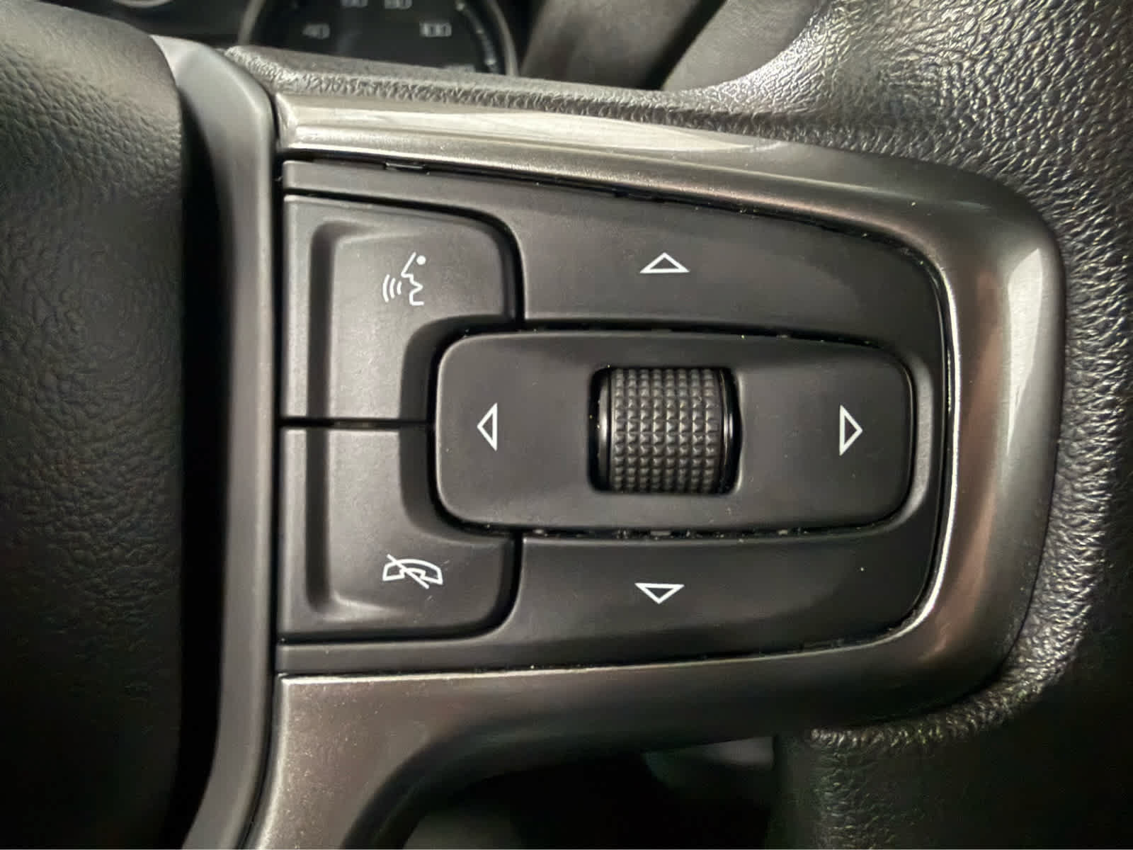 Used 2021 Chevrolet Silverado 1500 Custom w/ Safety Confidence Package AWD/4WD image 18