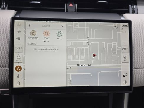 New 2026 Land Rover Discovery Sport Landmark image 22